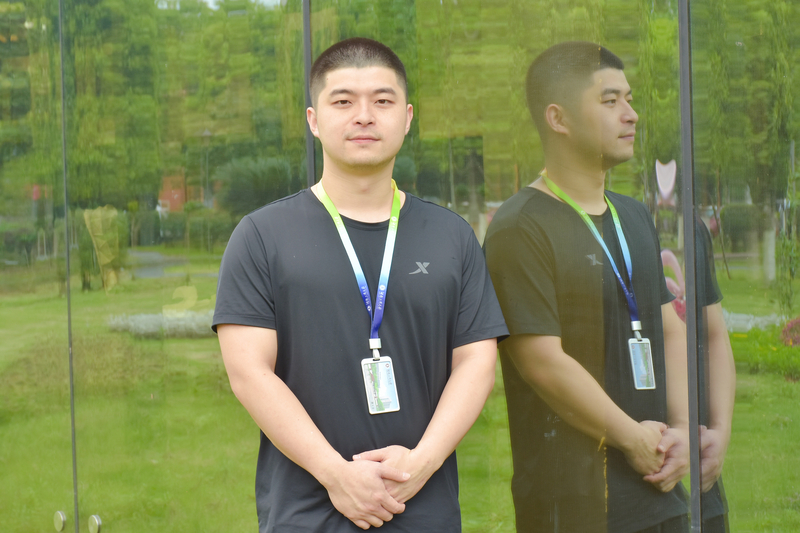 戴喆.jpg
