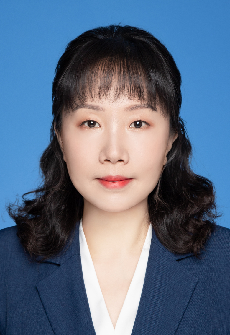 党委副书记袁露